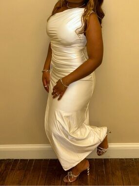 White draped satin midi dress 🤍
